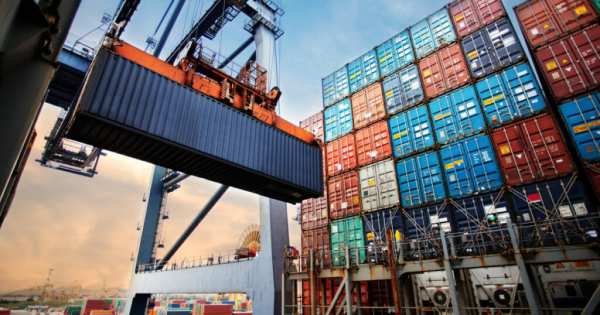 Read more about the article В январе-феврале РФ снизила экспорт продукции АПК на 4,6% и увеличила импорт на 6,6%